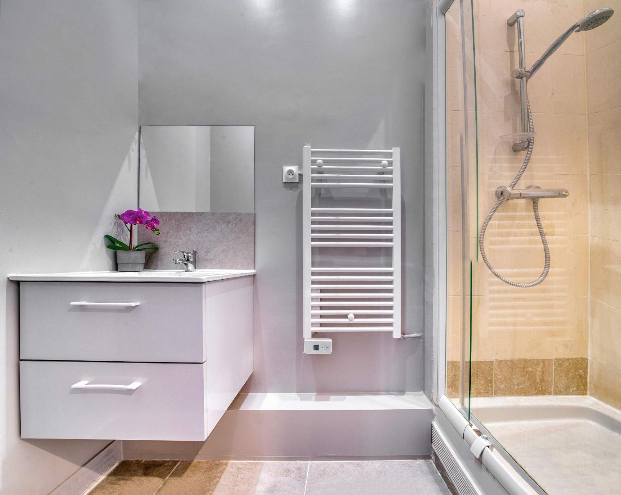 Renovated Champs-Elysees Retreat Paris Exterior foto